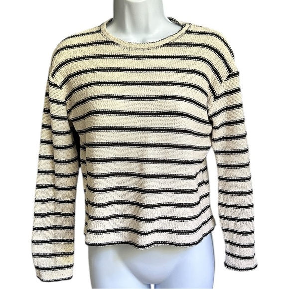 ✨3 for $18✨ ZARA Cream and Black Knitted Striped Sweater - Picture 1 of 8
